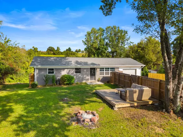 Tazewell, TN 37879,430 McVey Road RD