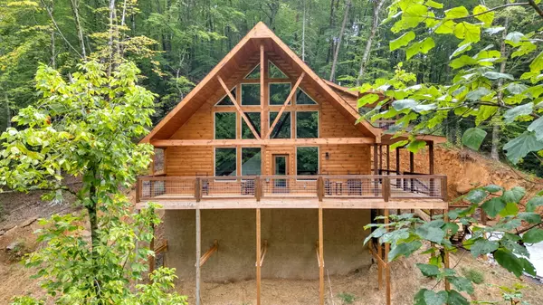 Sevierville, TN 37862,861 Cabin Creek WAY