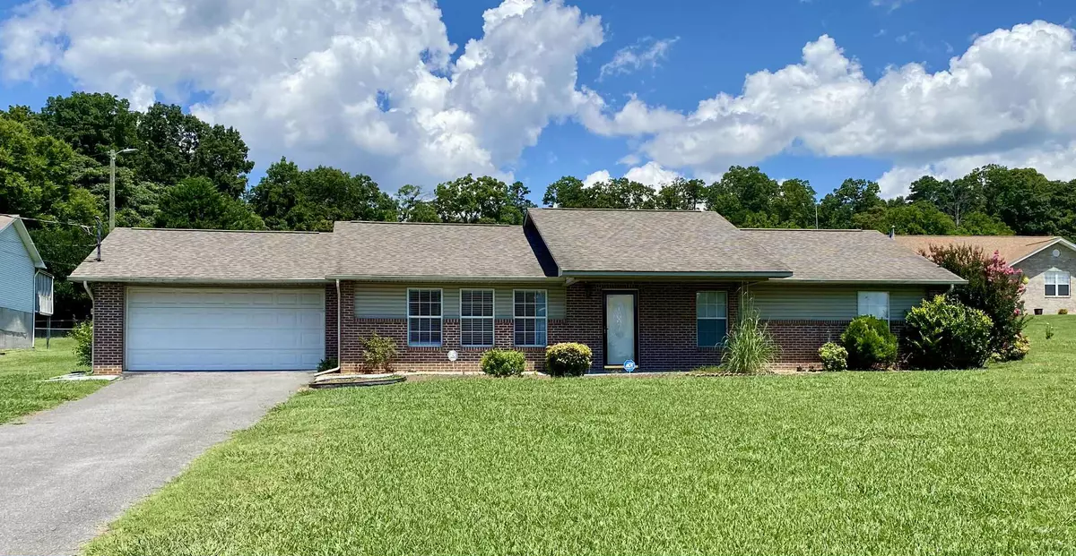 Dandridge, TN 37725,625 Ross DR