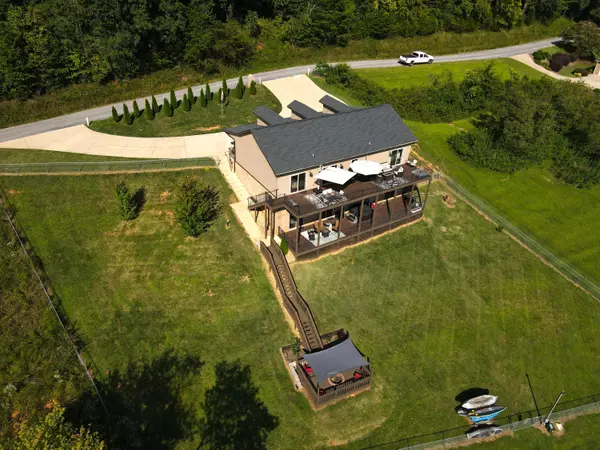 Mooresburg, TN 37811,751 Jim Town RD