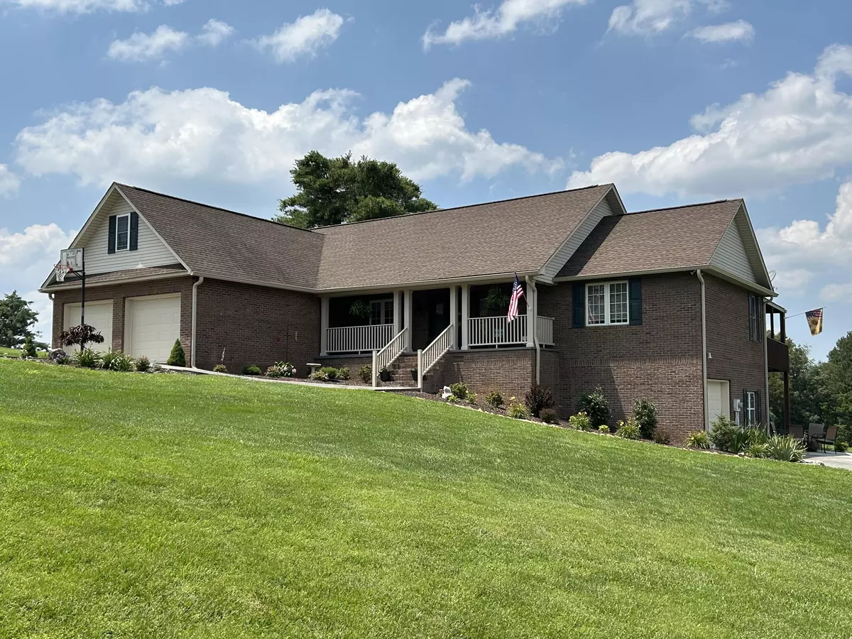 Dandridge, TN 37725,322 Battlefield Drive DR