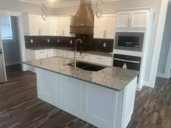 Sevierville, TN 37876,2416 IRON FORGE WAY