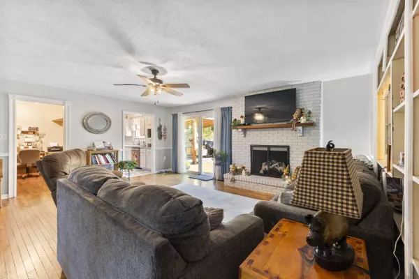 Whitesburg, TN 37891,645 Silver City RD