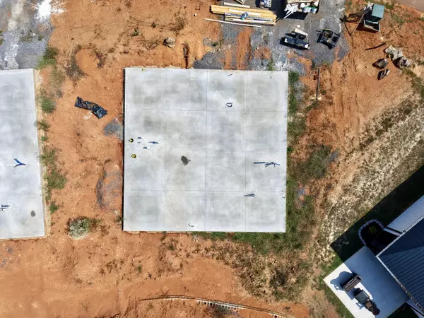 Jefferson City, TN 37760,174 Lakeshore Bay DR