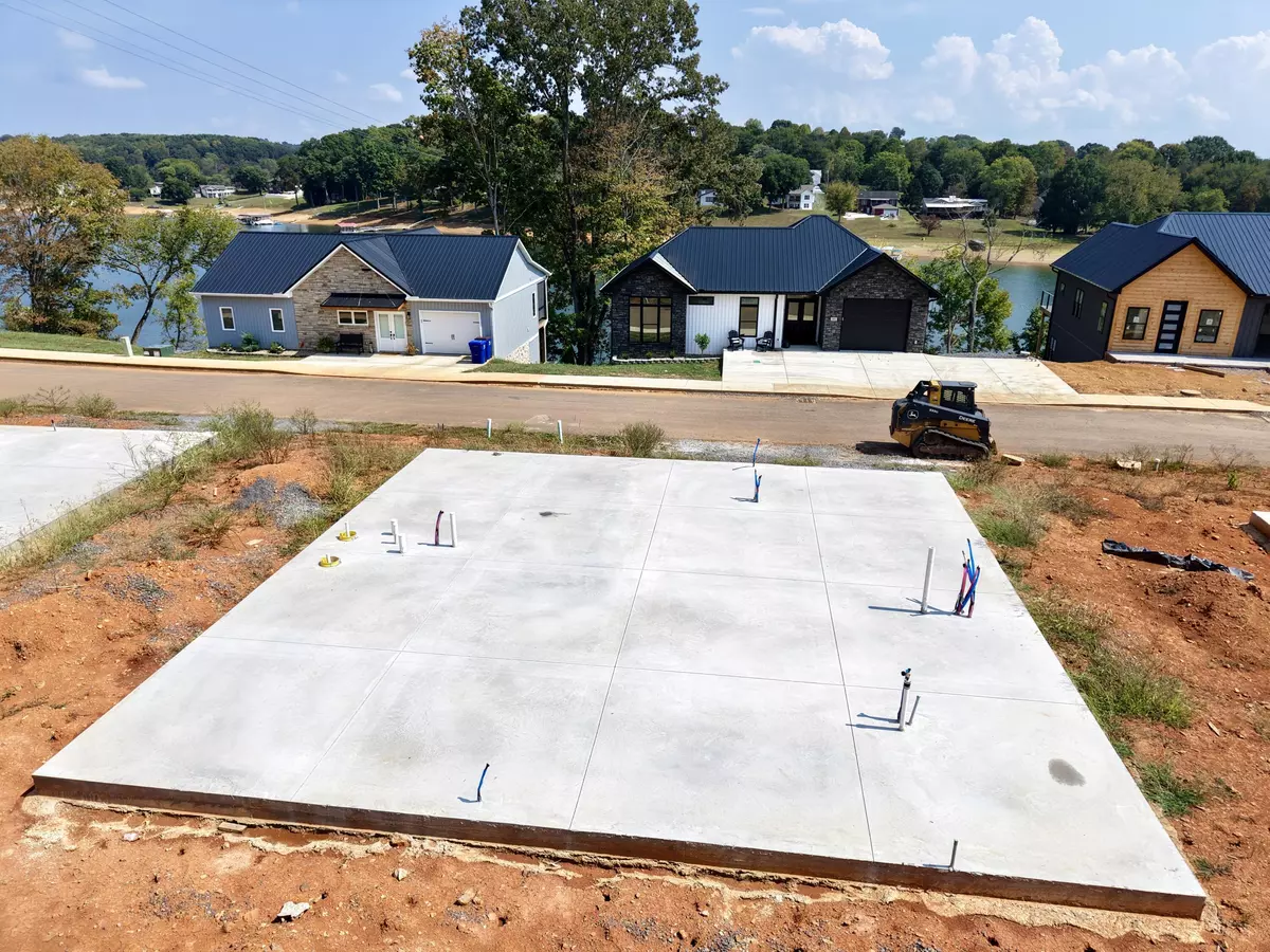 Jefferson City, TN 37760,178 Lakeshore Bay DR