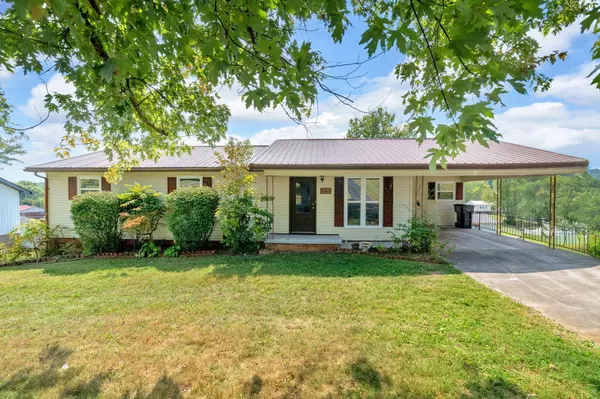 1744 Carroll RD, Morristown, TN 37813