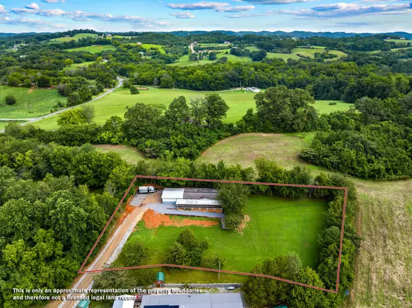 Parrottsville, TN 37843,879 Mallard WAY