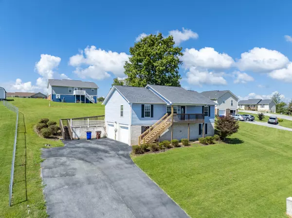 Jefferson City, TN 37760,1255 Jessica LOOP