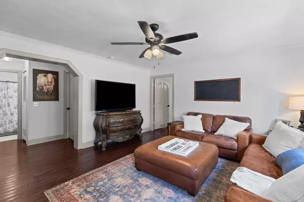 Surgoinsville, TN 37873,195 Gene Derrick RD