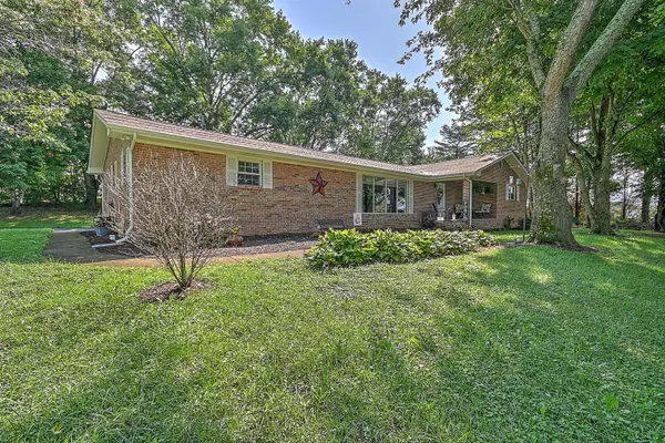 Afton, TN 37616,3155 Erwin HWY