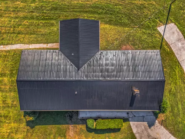 Whitesburg, TN 37891,583 Silver City RD