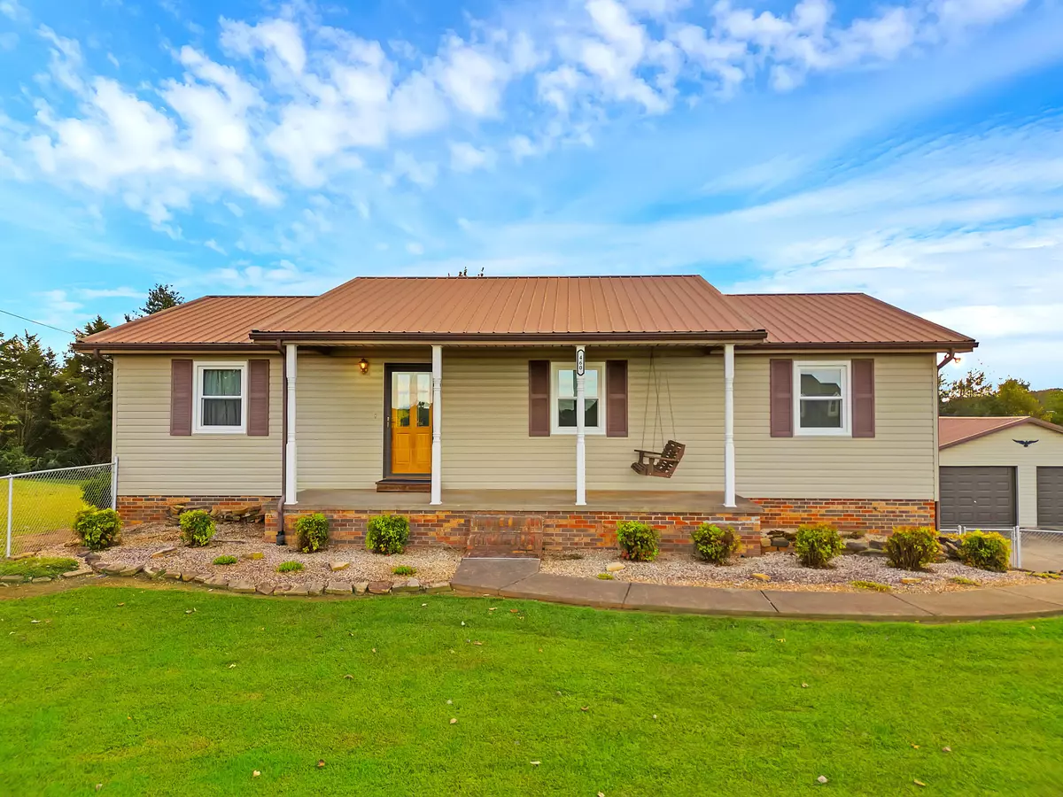 Mosheim, TN 37818,460 Hills DR