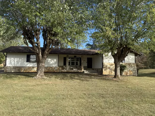 Newport, TN 37821,532 Vinson Dr DR