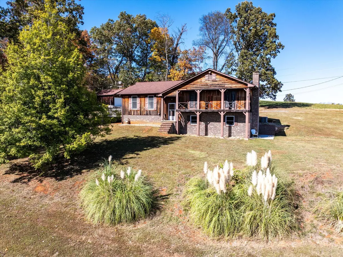 Dandridge, TN 37725,2097 Lindsey RD