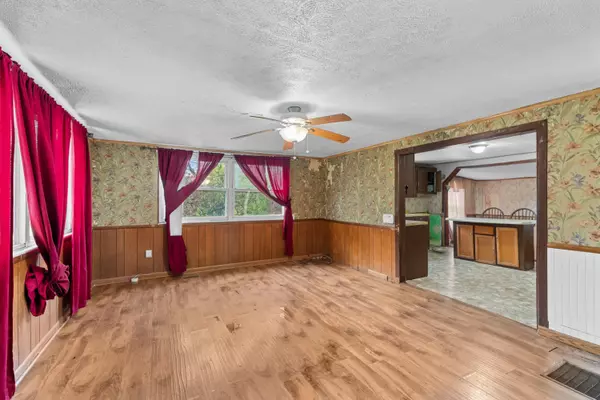 Tazewell, TN 37879,320 Epperson Circle CIR