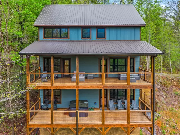 Sevierville, TN 37876,5276 Riversong WAY