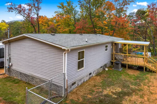 Newport, TN 37821,1352 Splashaway RD