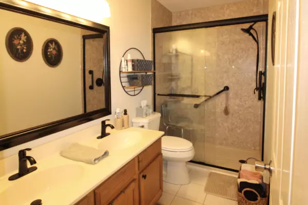 Morristown, TN 37814,1226 Catalonia AVE