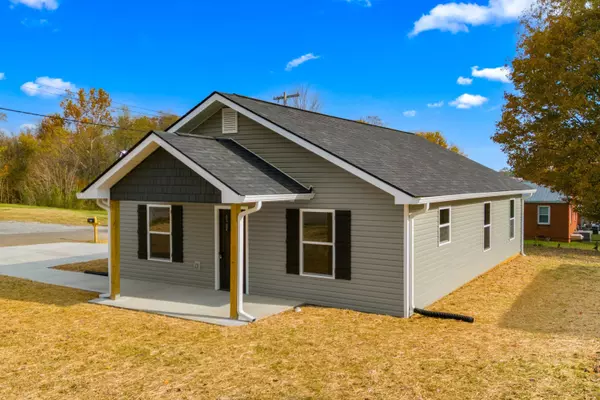 Morristown, TN 37813,702 Rutledge AVE