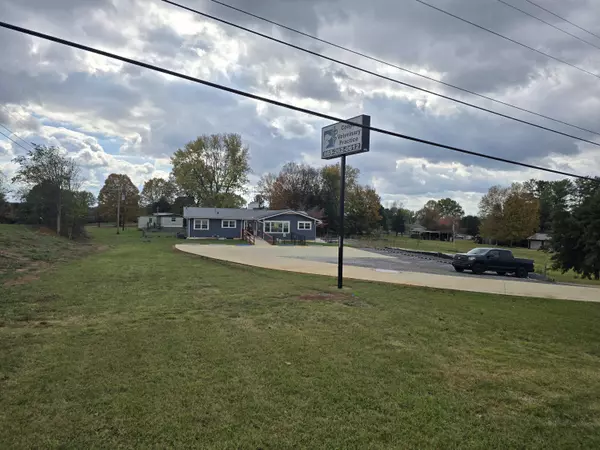 1221 Highway 11E E, Jefferson City, TN 37877