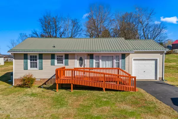 1451 Tyler CIR, Morristown, TN 37814