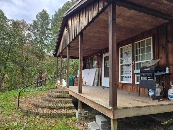 Sneedville, TN 37869,4060 Tazwell HWY