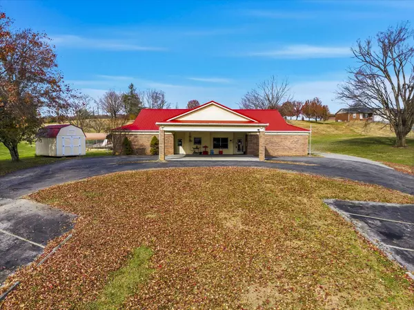 330 Dumplin Valley RD, Jefferson City, TN 37760
