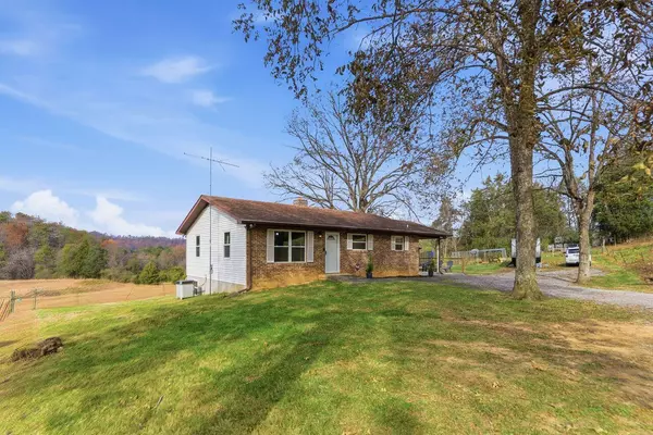 Dandridge, TN 37725,640 Cline RD