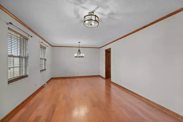 Talbott, TN 37877,818 Shaver DR