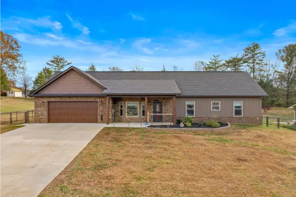 1887 Bluebird CIR, Morristown, TN 37814