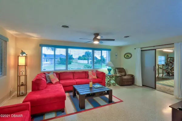 New Smyrna Beach, FL 32169,301 Hiles BLVD