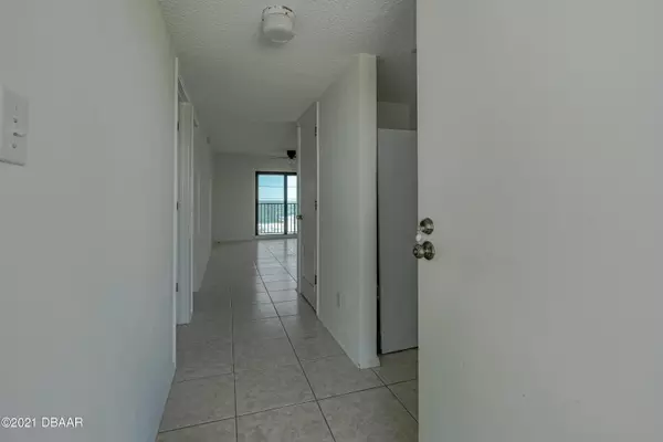 Ormond Beach, FL 32176,3100 Ocean Shore BLVD #4050