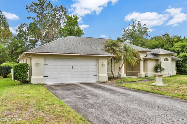 44 Westridge LN, Palm Coast, FL 32137