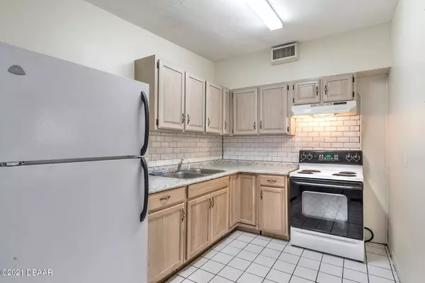 Port Orange, FL 32129,835 2nd ST