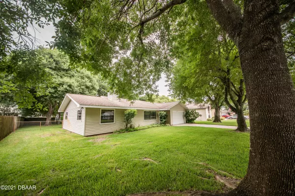 Port Orange, FL 32127,869 Chickadee DR