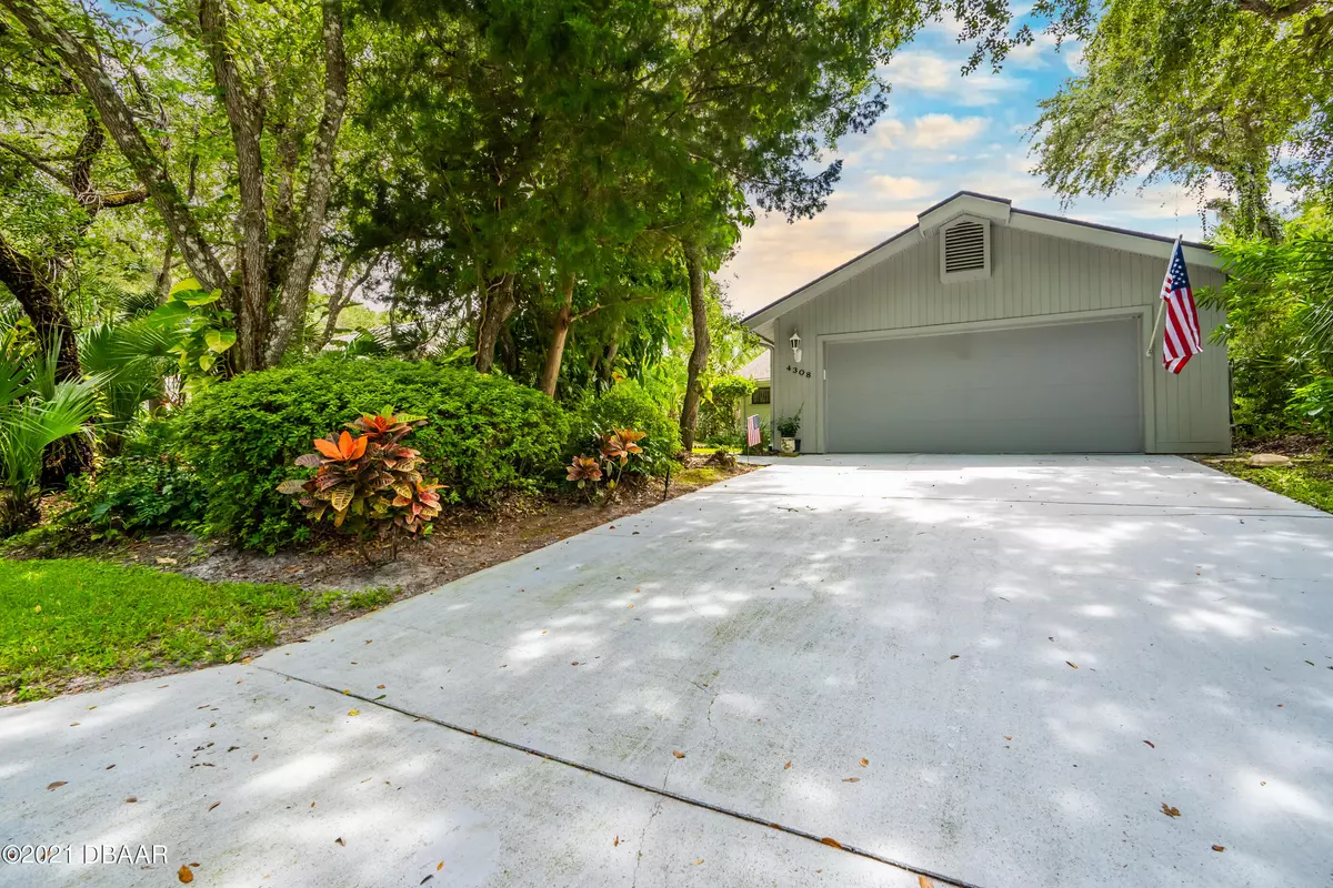 New Smyrna Beach, FL 32169,4308 Gull CV