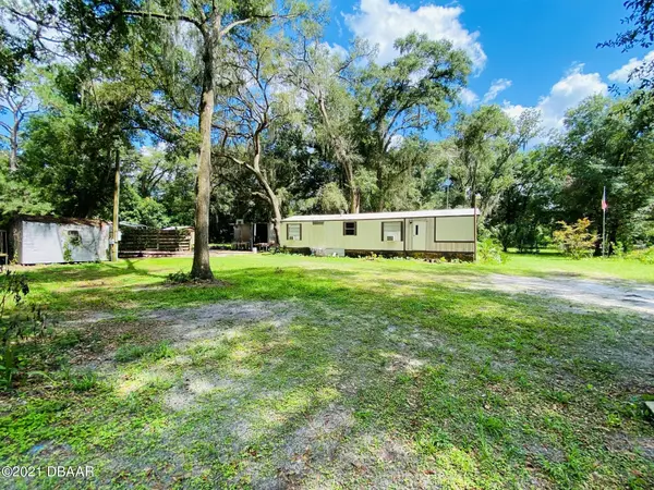 3023 Bainbridge RD, Palatka, FL 32177