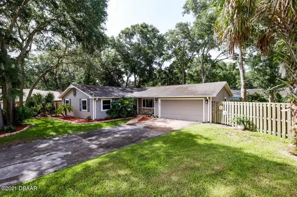 7 Boxwood CT, Ormond Beach, FL 32174