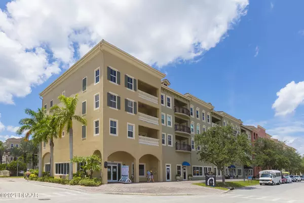 424 Luna Bella LN #334, New Smyrna Beach, FL 32168