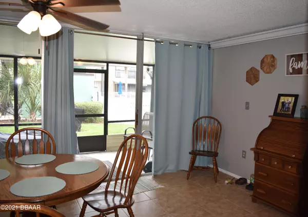 Ormond Beach, FL 32176,5500 Ocean Shore BLVD #10