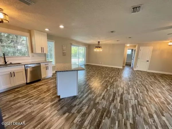 Ormond Beach, FL 32174,175 Lindenwood CIR