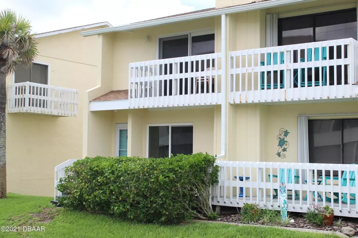 Ponce Inlet, FL 32127,4746 Atlantic AVE #6