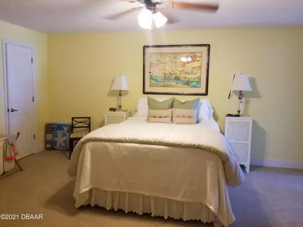 New Smyrna Beach, FL 32169,4141 Atlantic AVE #202