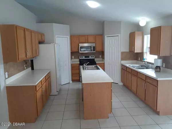 Deltona, FL 32738,2788 Courtland BLVD