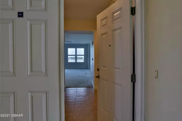 South Daytona, FL 32119,2801 Ridgewood AVE #917