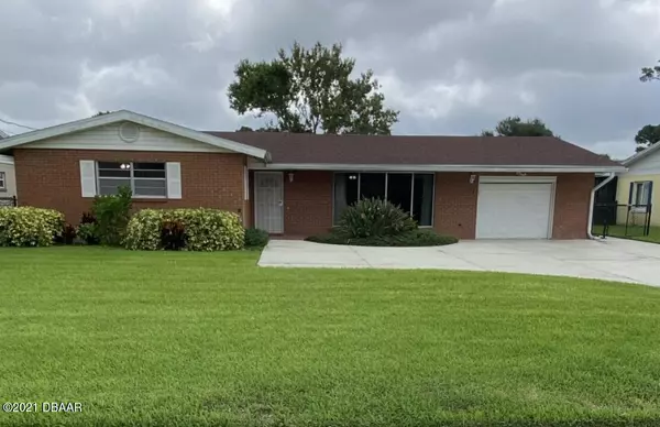 823 Fairway DR, New Smyrna Beach, FL 32168