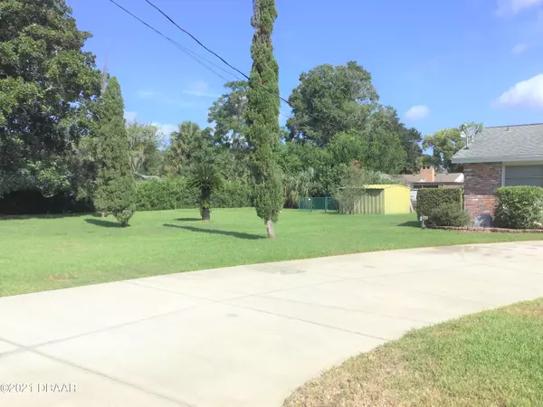 Ormond Beach, FL 32174,374 Apache TRL