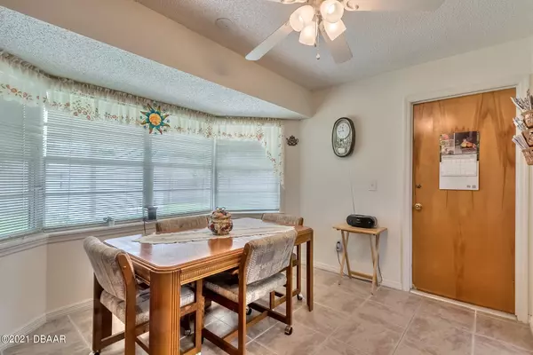 Deltona, FL 32738,1717 Dublin RD