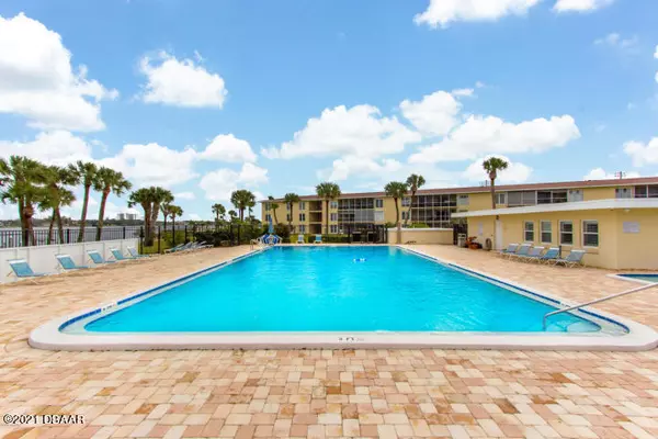 Daytona Beach, FL 32114,715 Beach ST #310D