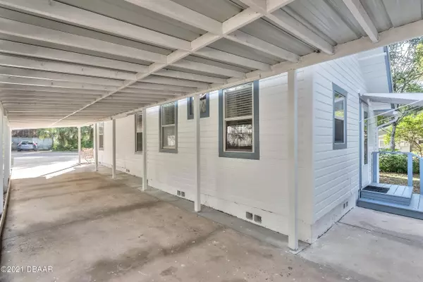 Deland, FL 32720,614 High ST